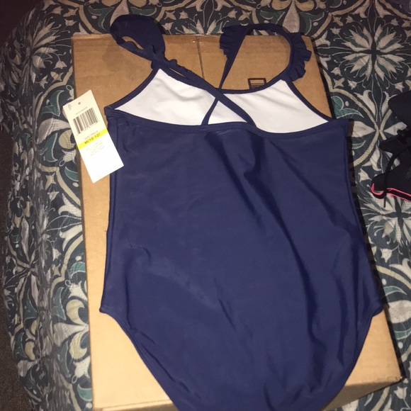 Girls Guess One Piece Swimsuit-Size 10/12-NWT - Picture 5 of 7